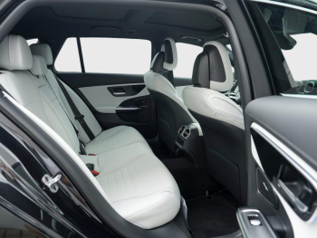 Mercedes-Benz C 220 d T-Modell AMG Panorama Distronic 360? AHK