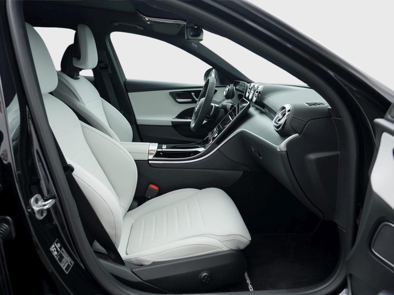 Mercedes-Benz C 220 d T-Modell AMG Panorama Distronic 360? AHK