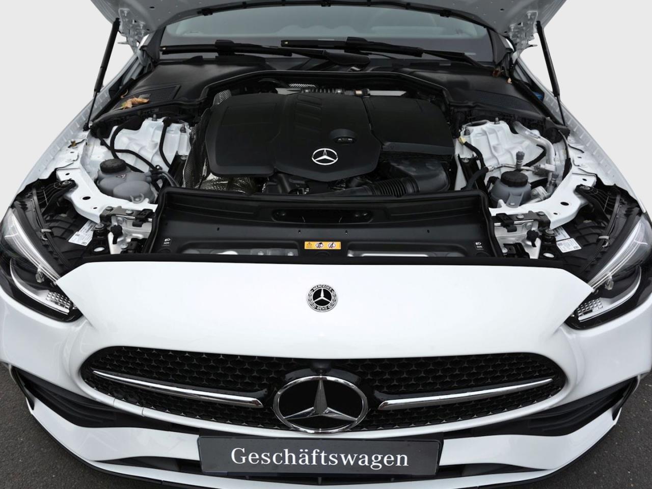 Mercedes-Benz C 220 d T-Modell AMG Night Distronic AHK Panorama