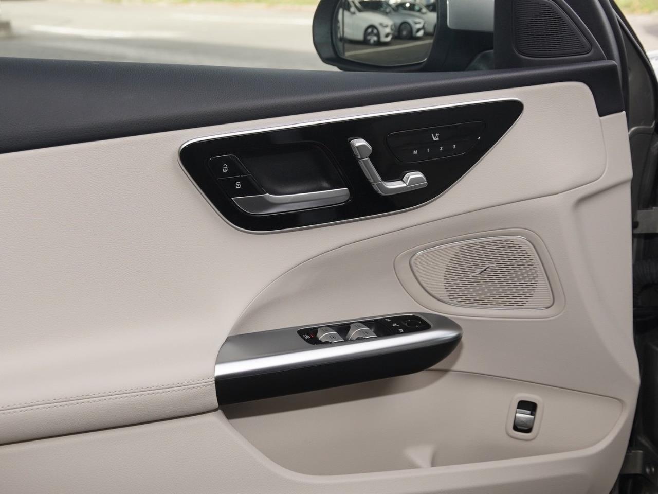 Mercedes-Benz C 220 d T Avantgarde Distronic MBUXNavi 360° AHK