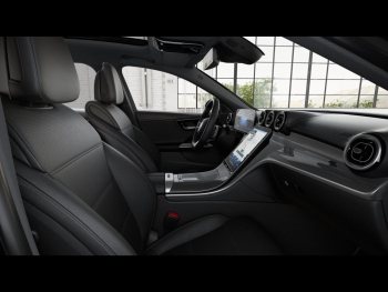 Mercedes-Benz C 220 d T AMG Night Panorama Distronic Kamera