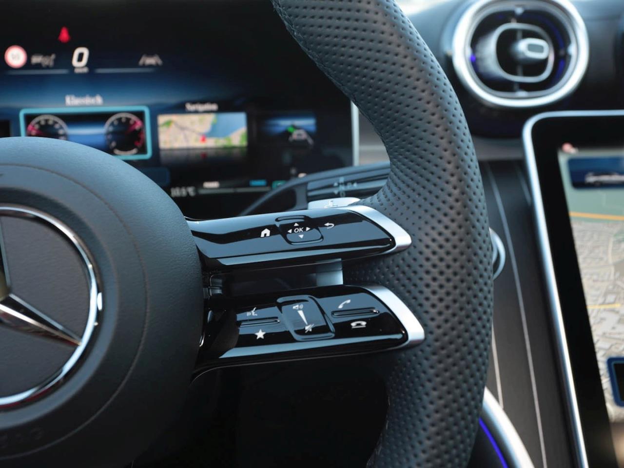 Mercedes-Benz C 300 d T-Modell AMG Night Panorama Distronic