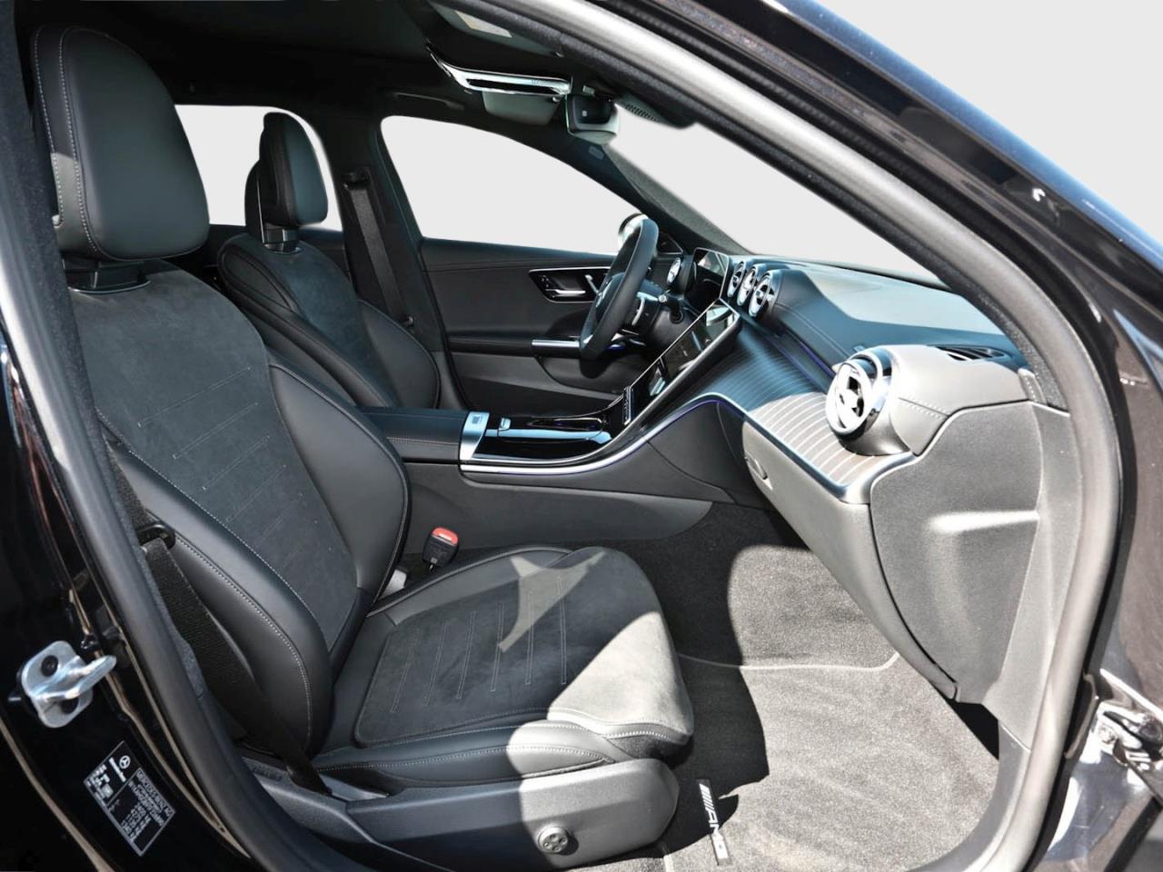 Mercedes-Benz C 300 d T-Modell AMG Night Panorama Distronic