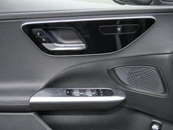 Mercedes-Benz C 300 d T AMG MBUXNavi-Prem. Kamera Easy-Pack