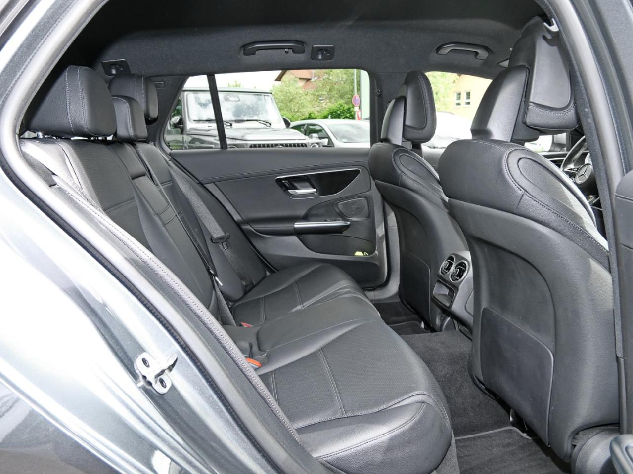 Mercedes-Benz C 300 d T AMG Distronic SpurH HeadUp 360° EasyP