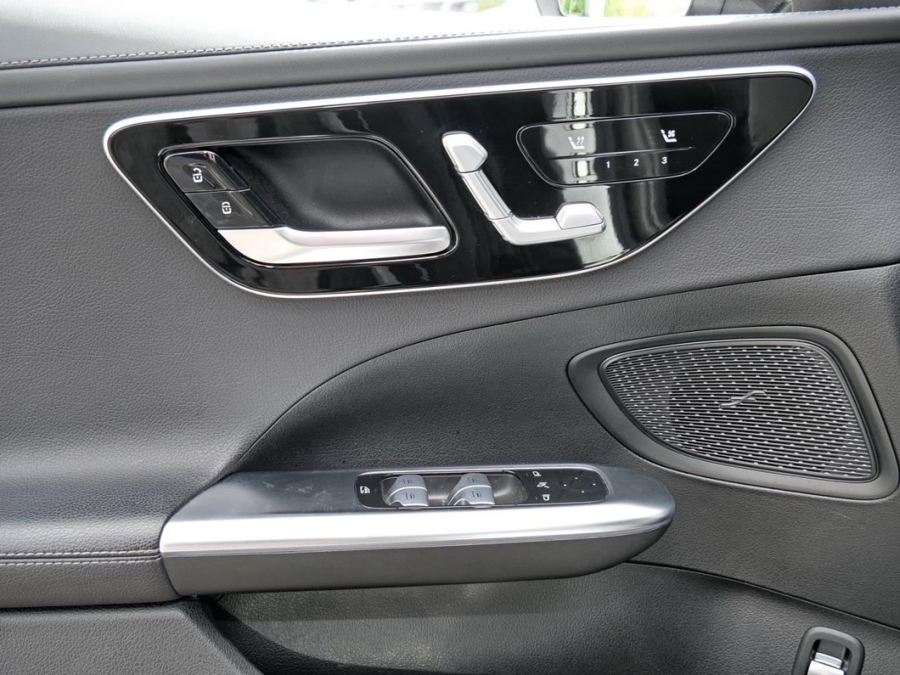 Mercedes-Benz C 300 d T AMG Distronic SpurH HeadUp 360° EasyP