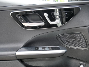 Mercedes-Benz C 300 d T AMG Distronic SpurH HeadUp 360° EasyP
