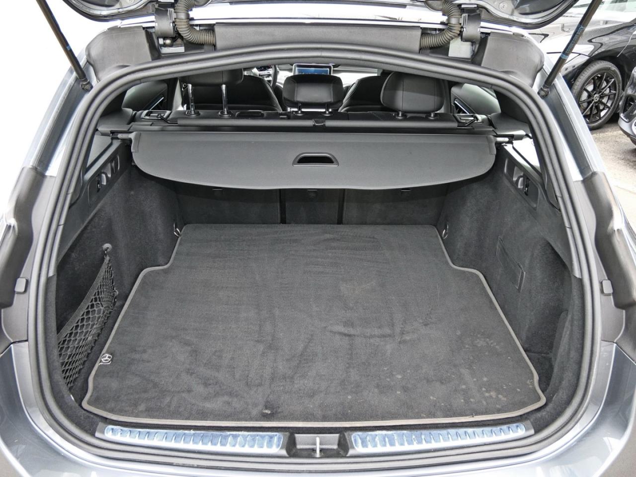 Mercedes-Benz C 300 d T AMG Distronic SpurH HeadUp 360° EasyP