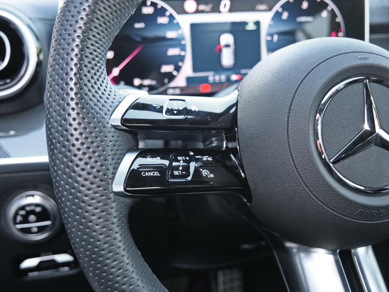 Mercedes-Benz C 300 d T AMG Distronic Kamera Easy-Pack