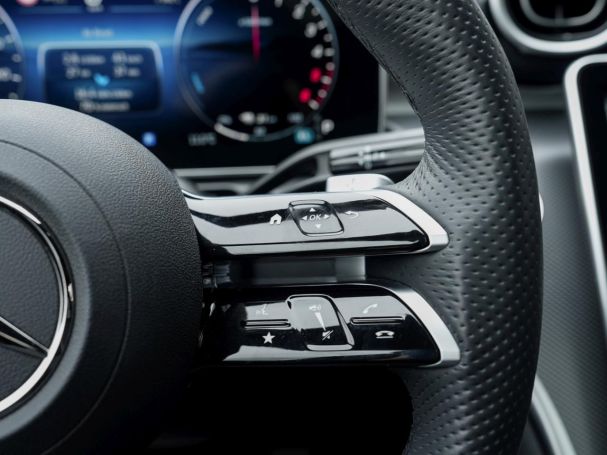 Mercedes-Benz C 300 de 4M T AMG Night Distronic Panorama 360°