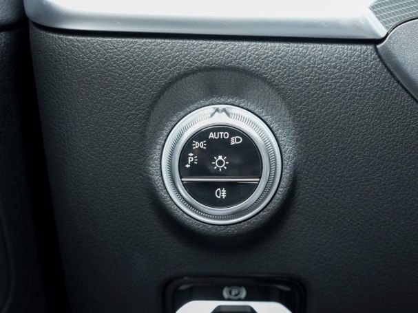 Mercedes-Benz C 300 de 4M T AMG Night Distronic Panorama 360°