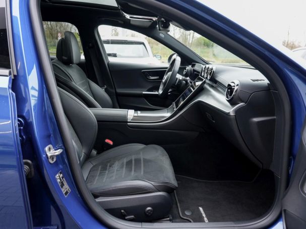 Mercedes-Benz C 300 de 4M T AMG Night Distronic Panorama 360°