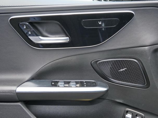 Mercedes-Benz C 300 e T Avantgarde Distronic Panorama 360°