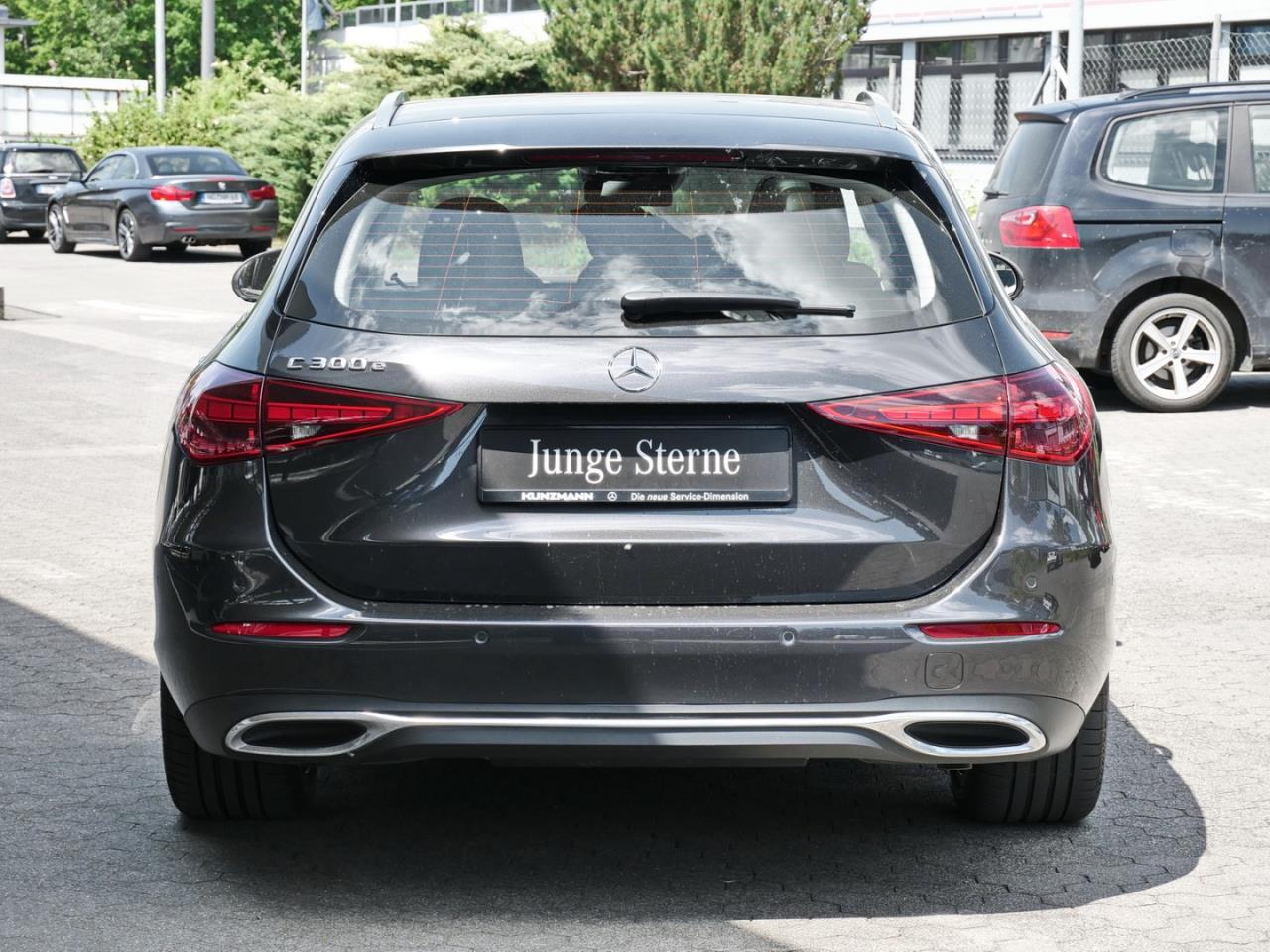 Mercedes-Benz C 300 e T Avantgarde Distronic Panorama 360°