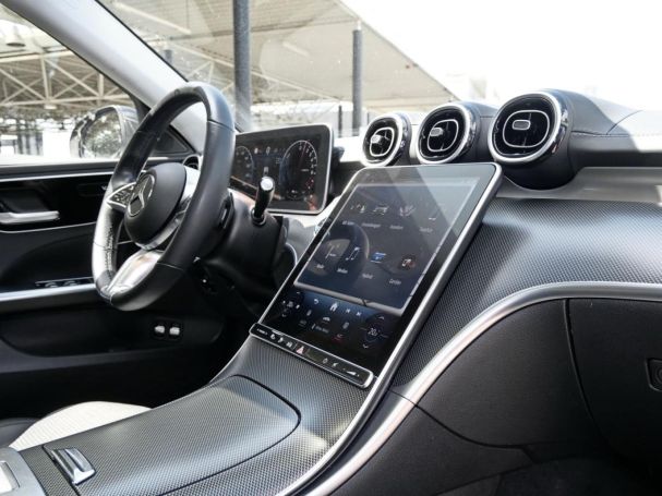 Mercedes-Benz C 300 e T Avantgarde Distronic Panorama 360°