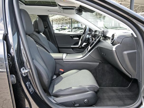 Mercedes-Benz C 300 e T Avantgarde Distronic Panorama 360°