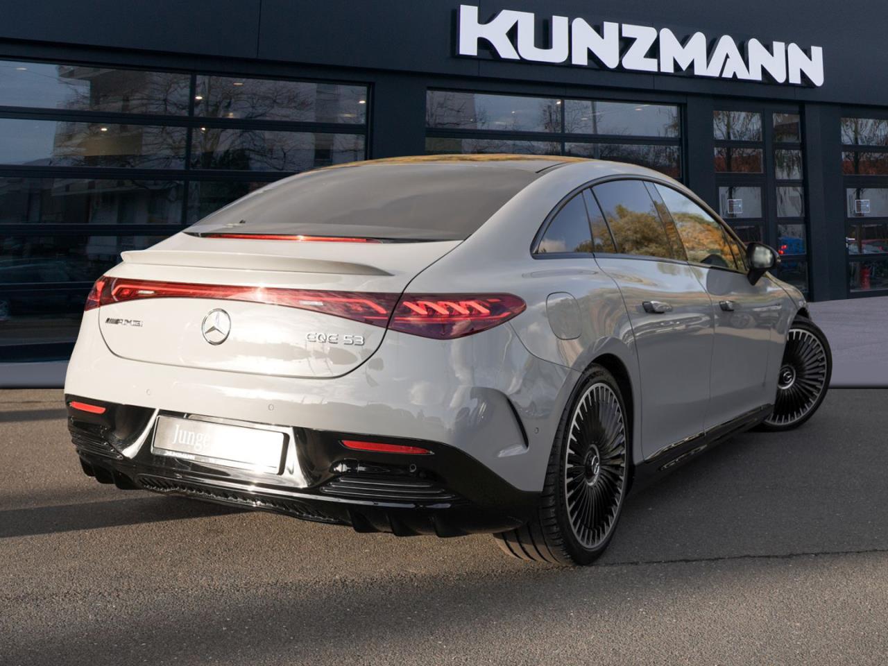 Mercedes-Benz C 300 e T AMG Night Distronic Panorama 360° AHK