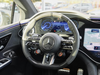 Mercedes-Benz C 300 e T AMG Night Distronic Panorama 360° AHK