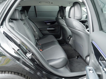 Mercedes-Benz C 300 e T Avantgarde Night Kamera Easy-Pack