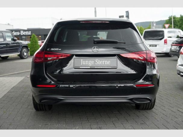 Mercedes-Benz C 300 e T Avantgarde Night Kamera Easy-Pack