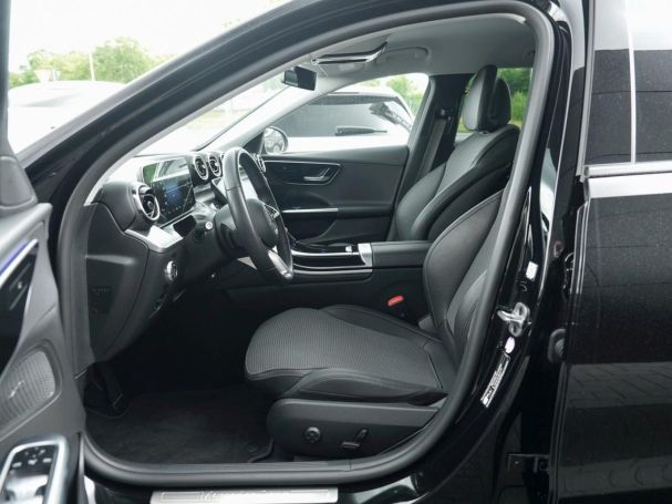 Mercedes-Benz C 300 e T Avantgarde Night Kamera Easy-Pack