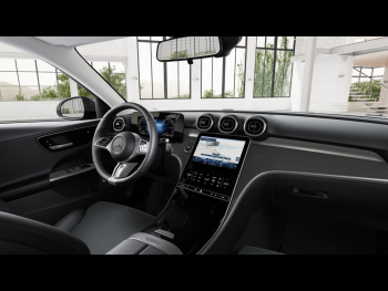 Mercedes-Benz C 300 e T Avantgarde Kamera Easy-Pack AHK