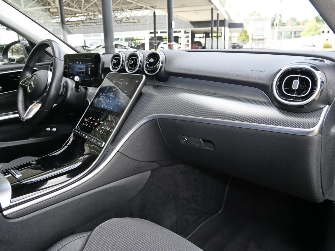 Mercedes-Benz C 300 e T Avantgarde Kamera Easy-Pack AHK