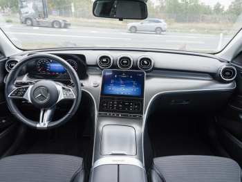 Mercedes-Benz C 300 e T Avantgarde MBUX Navi Kamera EasyPack
