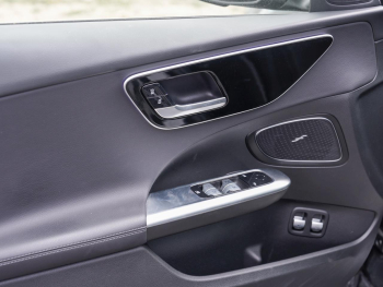 Mercedes-Benz C 300 e T Avantgarde MBUX Navi Kamera EasyPack