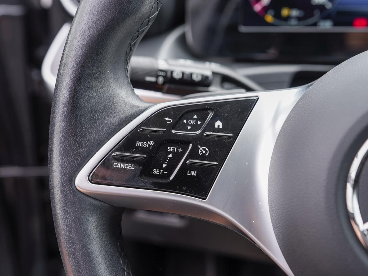 Mercedes-Benz C 300 e T Avantgarde MBUX Navi Kamera EasyPack