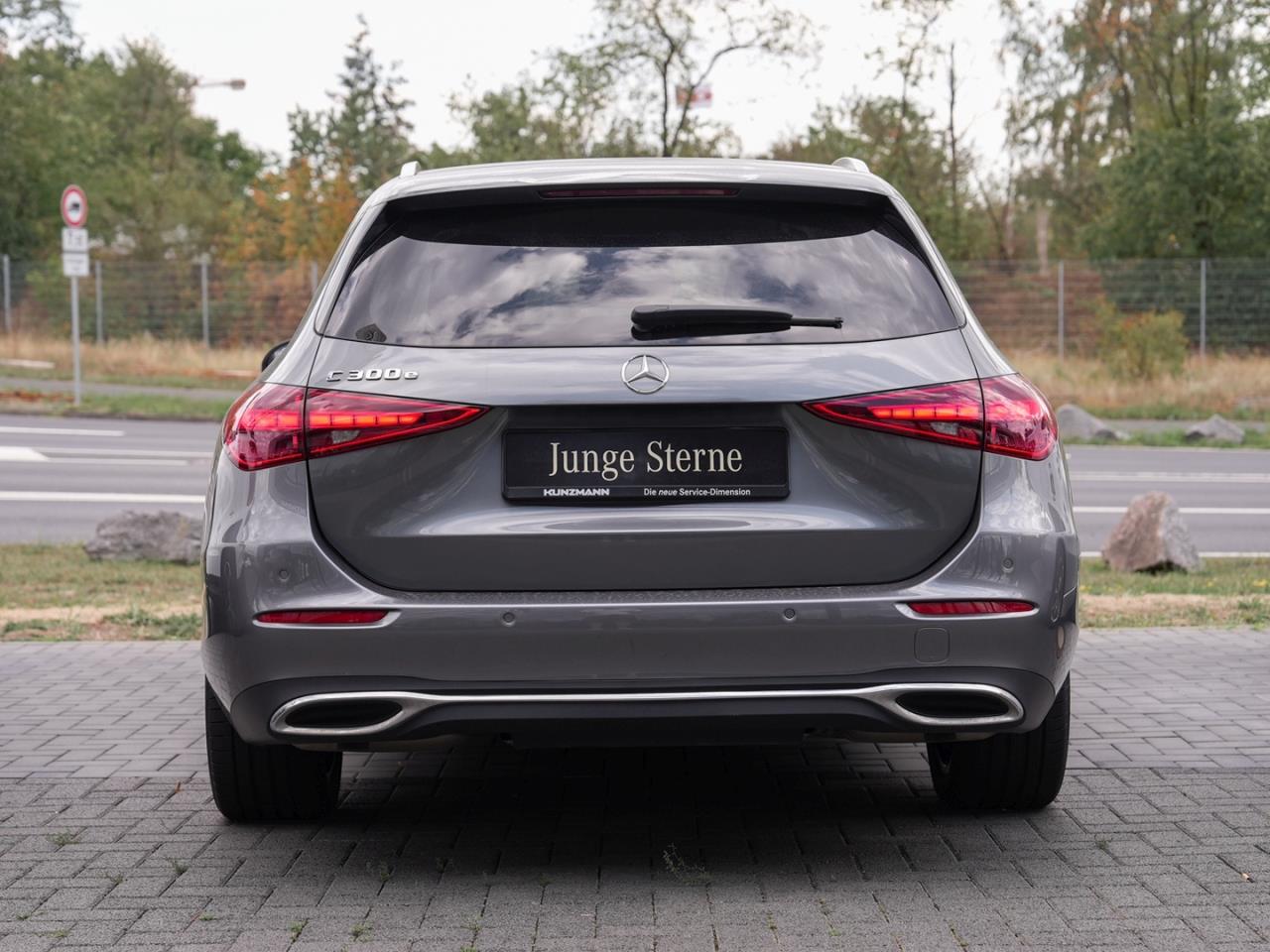 Mercedes-Benz C 300 e T Avantgarde MBUX Navi Kamera EasyPack