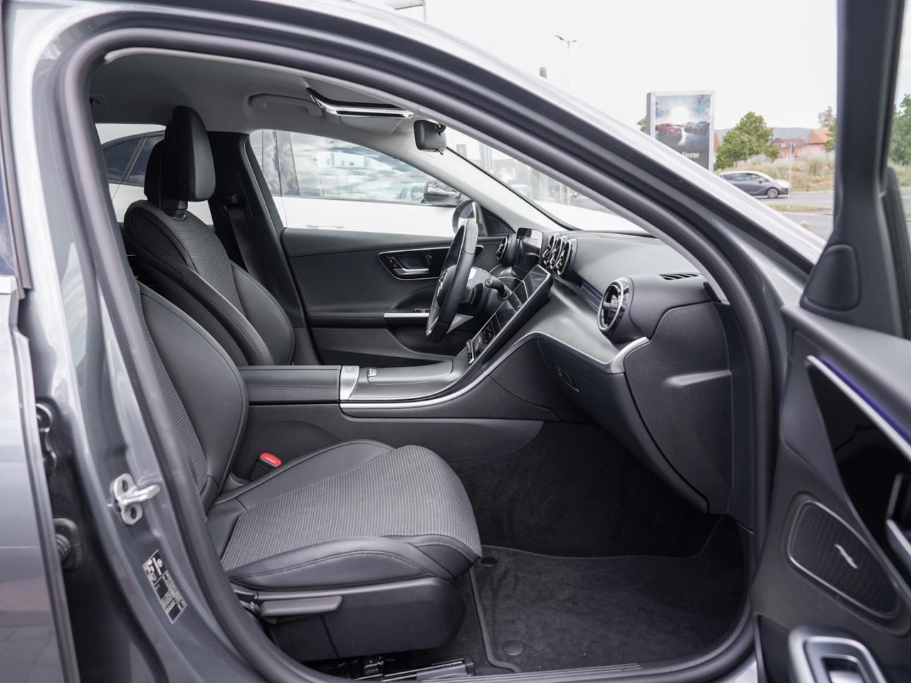 Mercedes-Benz C 300 e T Avantgarde MBUX Navi Kamera EasyPack