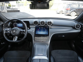 Mercedes-Benz C 300 e T AMG Panorama Distronic Kamera AHK