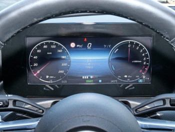 Mercedes-Benz C 300 e T AMG Panorama Distronic Kamera AHK