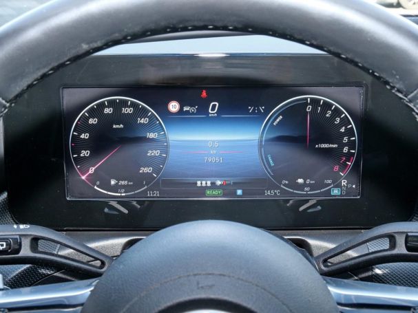 Mercedes-Benz C 300 e T AMG Panorama Distronic Kamera AHK