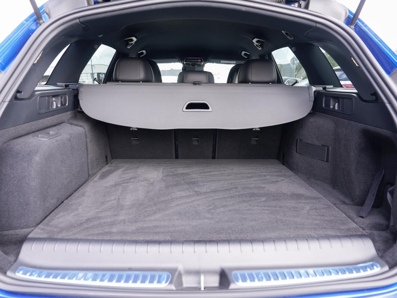 Mercedes-Benz C 300 e T AMG Night Distronic Kamera Easy-P AHK