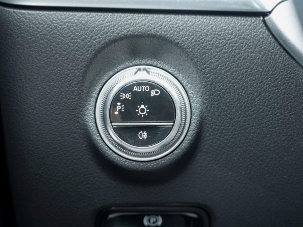 Mercedes-Benz C 300 T AMG Kamera Distronic Easy-Pack Spiegel-P