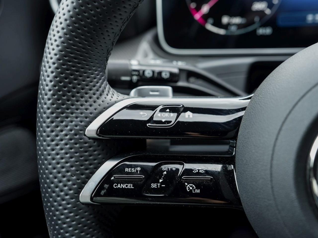 Mercedes-Benz C 300 T AMG Kamera Distronic Easy-Pack Spiegel-P