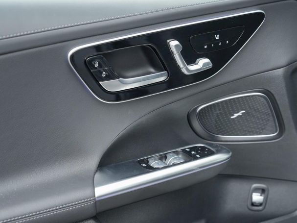 Mercedes-Benz C 180 AMG Night Distronic 360° AHK Memory