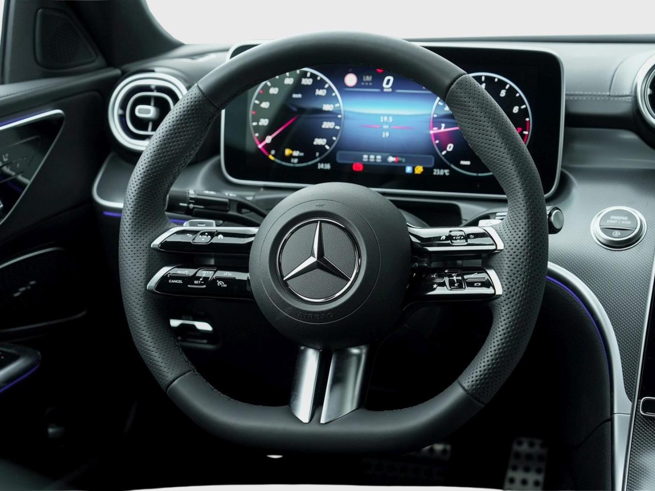Mercedes-Benz C 180 AMG Night Distronic 360? AHK Memory