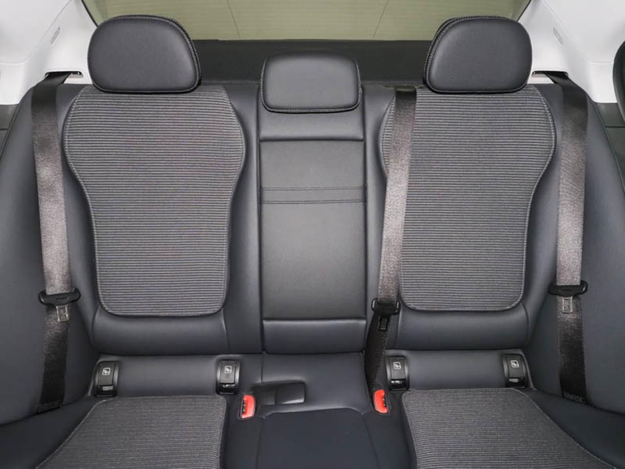 Mercedes-Benz C 180 Avantgarde MBUXNavi-Prem. Kamera AHK
