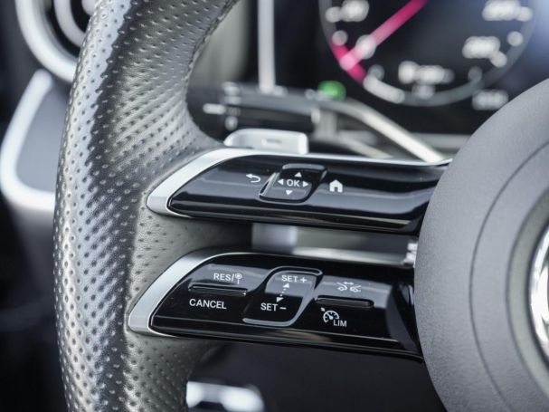 Mercedes-Benz C 200 d AMG Night Schiebedach Distronic Kamera