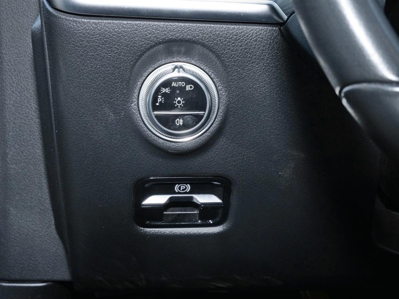Mercedes-Benz C 200 Avantgarde MBUXNavi-Prem. Kamera Spiegel-P