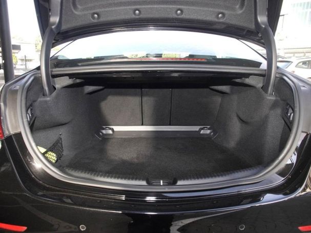 Mercedes-Benz C 200 Avantgarde MBUXNavi-Prem. Kamera