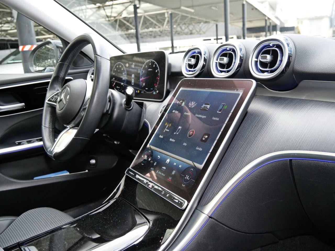 Mercedes-Benz C 200 Avantgarde Night Navi Panorama Kamera