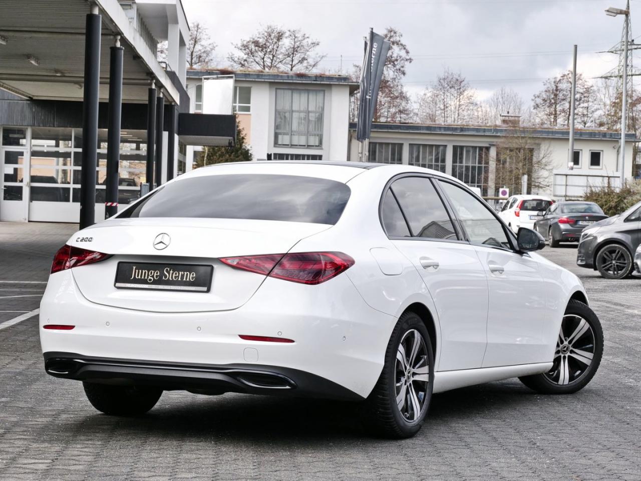 Mercedes-Benz C 200 Avantgarde Night Navi Panorama Kamera