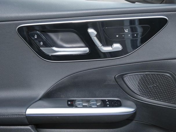 Mercedes-Benz C 220 d 4M Avantgarde Panorama Distronic AHK