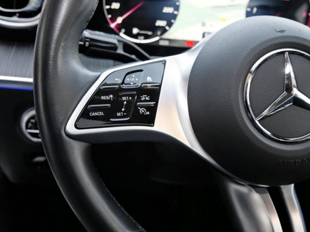 Mercedes-Benz C 220 d 4M Avantgarde Panorama Distronic AHK