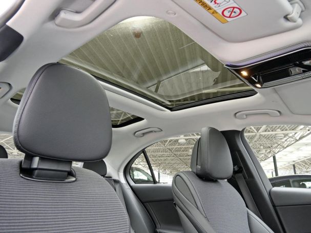 Mercedes-Benz C 220 d 4M Avantgarde Panorama Distronic AHK