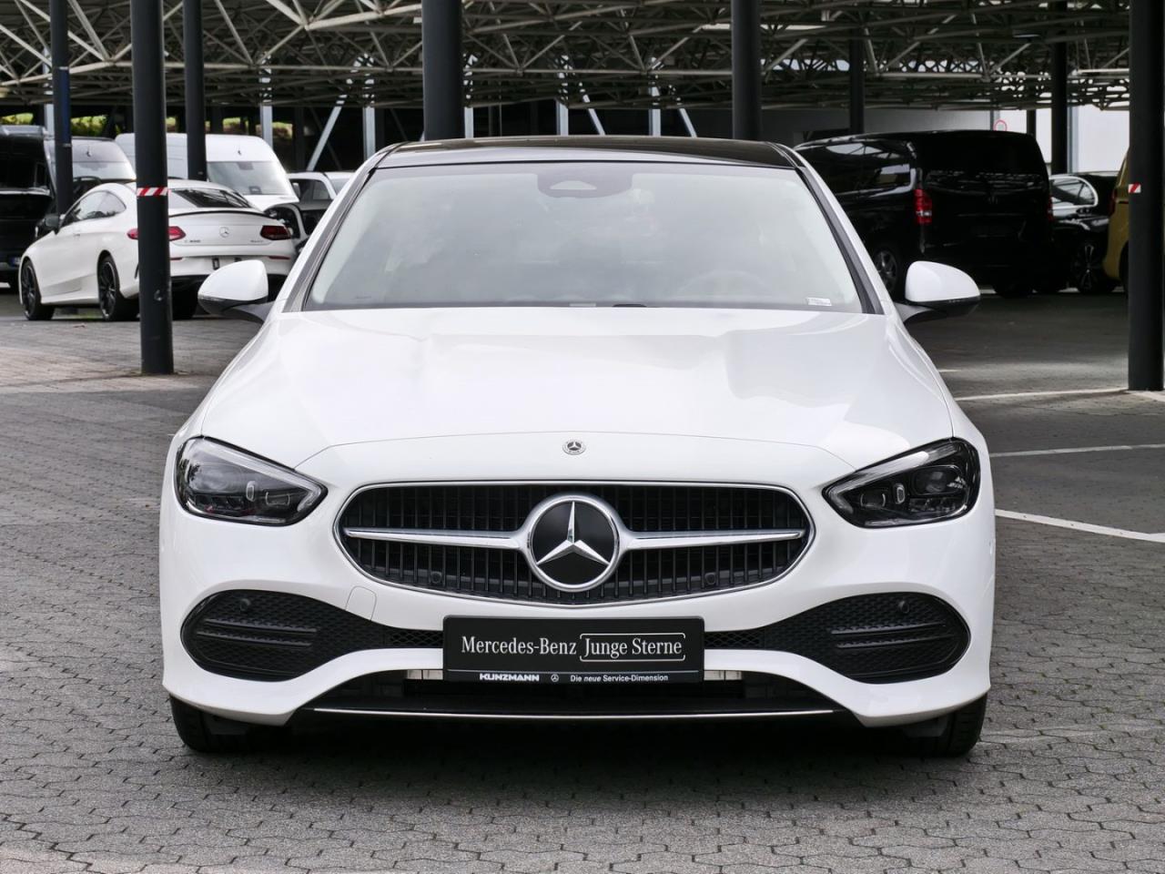 Mercedes-Benz C 220 d 4M Avantgarde Panorama Distronic AHK